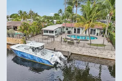 130 SE 9th St, Pompano Beach, FL 33060 - Photo 1