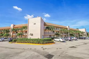 10402 Sunrise Lakes Blvd, Sunrise, FL 33322 - Photo 1