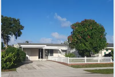 5456 NE 4th Ave, Oakland Park, FL 33334 - Photo 1