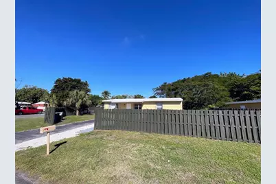 1647 NW 11th Pl, Fort Lauderdale, FL 33311 - Photo 1
