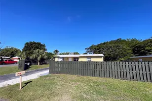 1647 NW 11th Pl, Fort Lauderdale, FL 33311 - Photo 1