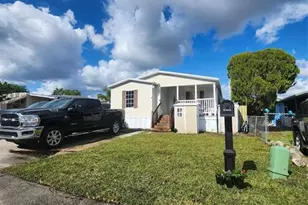 13371 SW 9th St, Davie, FL 33325 - Photo 1