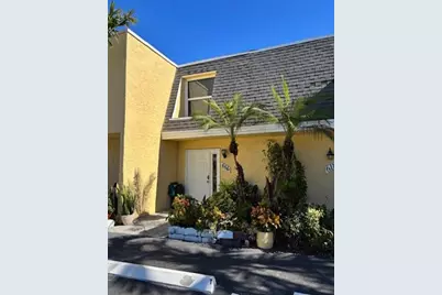 616 SW 1st St, Unit #616, Boynton Beach, FL 33435 - Photo 1