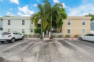 312 SE 10th Ave, Pompano Beach, FL 33060 - Photo 1