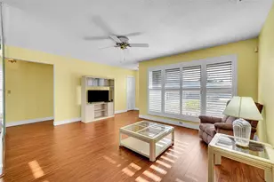 2403 Emerson Cir, Hollywood, FL 33021 - Photo 1