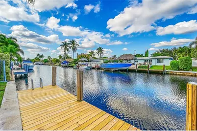 211 SE 9th Court, Pompano Beach, FL 33060 - Photo 1