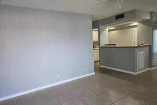 1815 Fairview Villas Dr, Palm Springs, FL 33406 - Photo 1