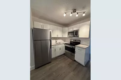 1713 N Dixie Hwy #2, Fort Lauderdale, FL 33305 - Photo 1