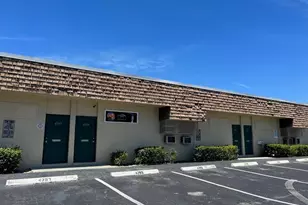 4785 NE 11th Ave, Oakland Park, FL 33334 - Photo 1