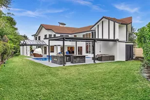 525 Sandpiper Way, Boca Raton, FL 33431 - Photo 1