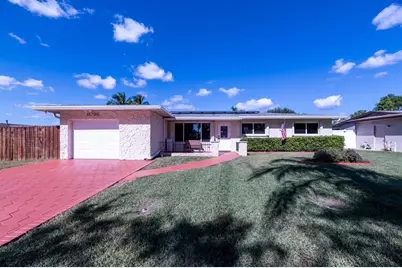11731  Taft St, Pembroke Pines, FL 33026 - Photo 1