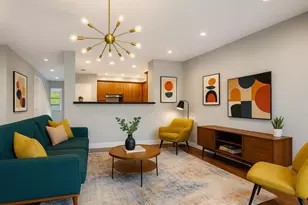 2134 NE 9th Ave, Wilton Manors, FL 33305 - Photo 1