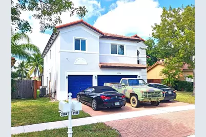 2106 NE 38th Rd, Homestead, FL 33033 - Photo 1