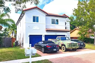 2106 NE 38th Rd, Homestead, FL 33033 - Photo 1