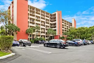 2202 S Cypress Bend Dr, Pompano Beach, FL 33069 - Photo 1