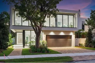 1010 SE 11th Ct, Fort Lauderdale, FL 33316 - Photo 1