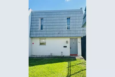 3752 NW 21st St, Unit #201, Lauderdale Lakes, FL 33311 - Photo 1