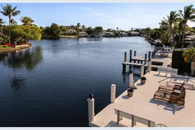 2416 NE 22nd Ter, Fort Lauderdale, FL 33305 - Photo 1