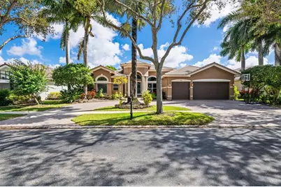 19450 Saturnia Lakes Drive, Boca Raton, FL 33498 - Photo 1