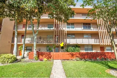 370 NW 76th Ave, Unit #102, Margate, FL 33063 - Photo 1