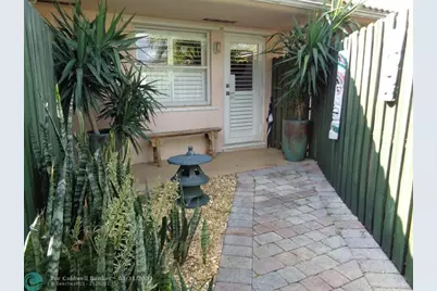 728 NE 13th Ct, Unit #13, Fort Lauderdale, FL 33304 - Photo 1