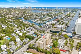 1050 SE 15th St, Fort Lauderdale, FL 33316 - Photo 1