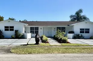 1930 NE 211th St, Miami, FL 33179 - Photo 1