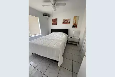 1131 NE 15th Ave, Unit #14, Fort Lauderdale, FL 33304 - Photo 1