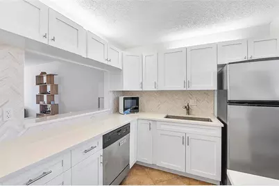 5300 NE 24th Terrace #425c, Fort Lauderdale, FL 33308 - Photo 1