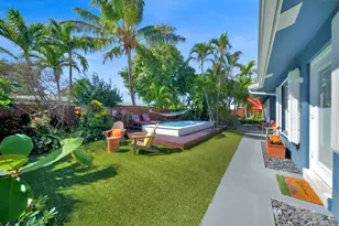 925 NE 40th St, Oakland Park, FL 33334 - Photo 1