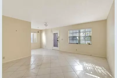 557  Burgundy L, Unit #L, Delray Beach, FL 33484 - Photo 1