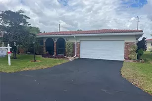 1271 NW 44th St, Deerfield Beach, FL 33064 - Photo 1