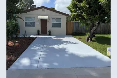 211 S F Street, Lake Worth Beach, FL 33460 - Photo 1