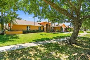 20260 NW 4 St, Pembroke Pines, FL 33029 - Photo 1