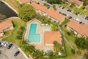 10070 Twin Lakes Dr, Coral Springs, FL 33071 - Photo 1