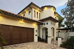 5740 NE 21st Rd, Fort Lauderdale, FL 33308 - Photo 1