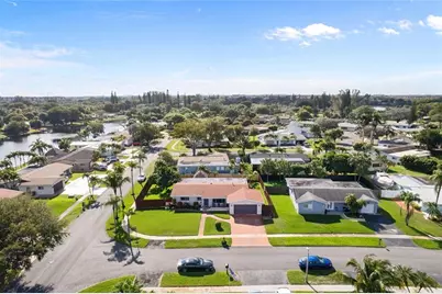 10800 NW 18th St, Pembroke Pines, FL 33026 - Photo 1