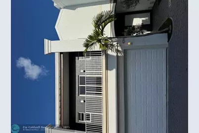 432 SE 16th St, Fort Lauderdale, FL 33316 - Photo 1