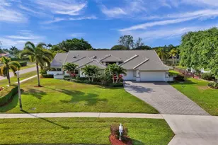 21359 N Sweetwater Ln, Boca Raton, FL 33428 - Photo 1