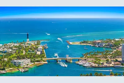 2755 NE 28th Ave, Unit #F2, Lighthouse Point, FL 33064 - Photo 1