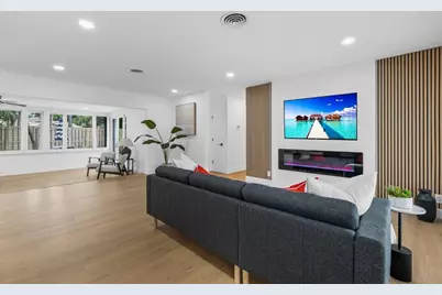 5801 NE 21st Dr, Fort Lauderdale, FL 33308 - Photo 1