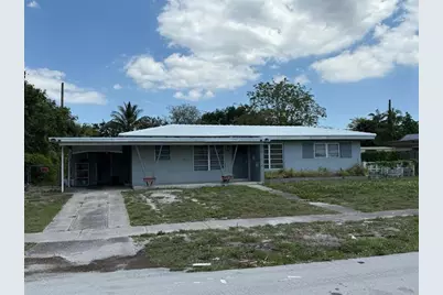 838  Fairway Dr, Plantation, FL 33317 - Photo 1