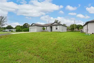 8715 98th Ct, Vero Beach, FL 32967 - Photo 1