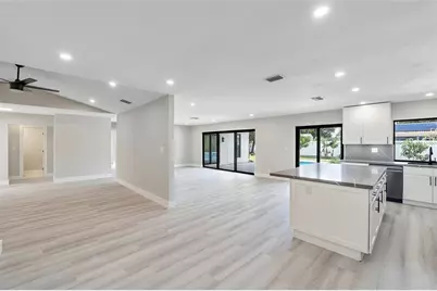 1024 NW 83rd Dr, Coral Springs, FL 33071 - Photo 1