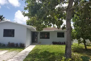 440 NE 174th St, North Miami Beach, FL 33162 - Photo 1