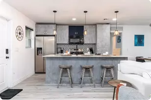 2648 NW 9th Ln, Wilton Manors, FL 33311 - Photo 9