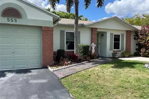 555 Abingdon Way, Davie, FL 33325 - Photo 1