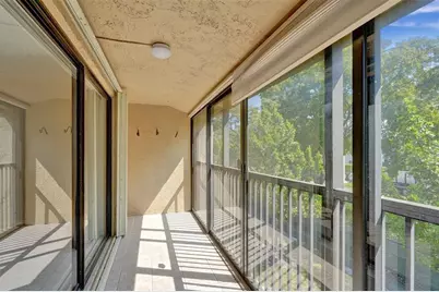 180 SE 7th St, Unit #208, Deerfield Beach, FL 33441 - Photo 1