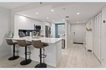 4015 W Palm Aire Dr, Unit #305, Pompano Beach, FL 33069 - Photo 1