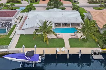 2710 NE 5th St, Pompano Beach, FL 33062 - Photo 1